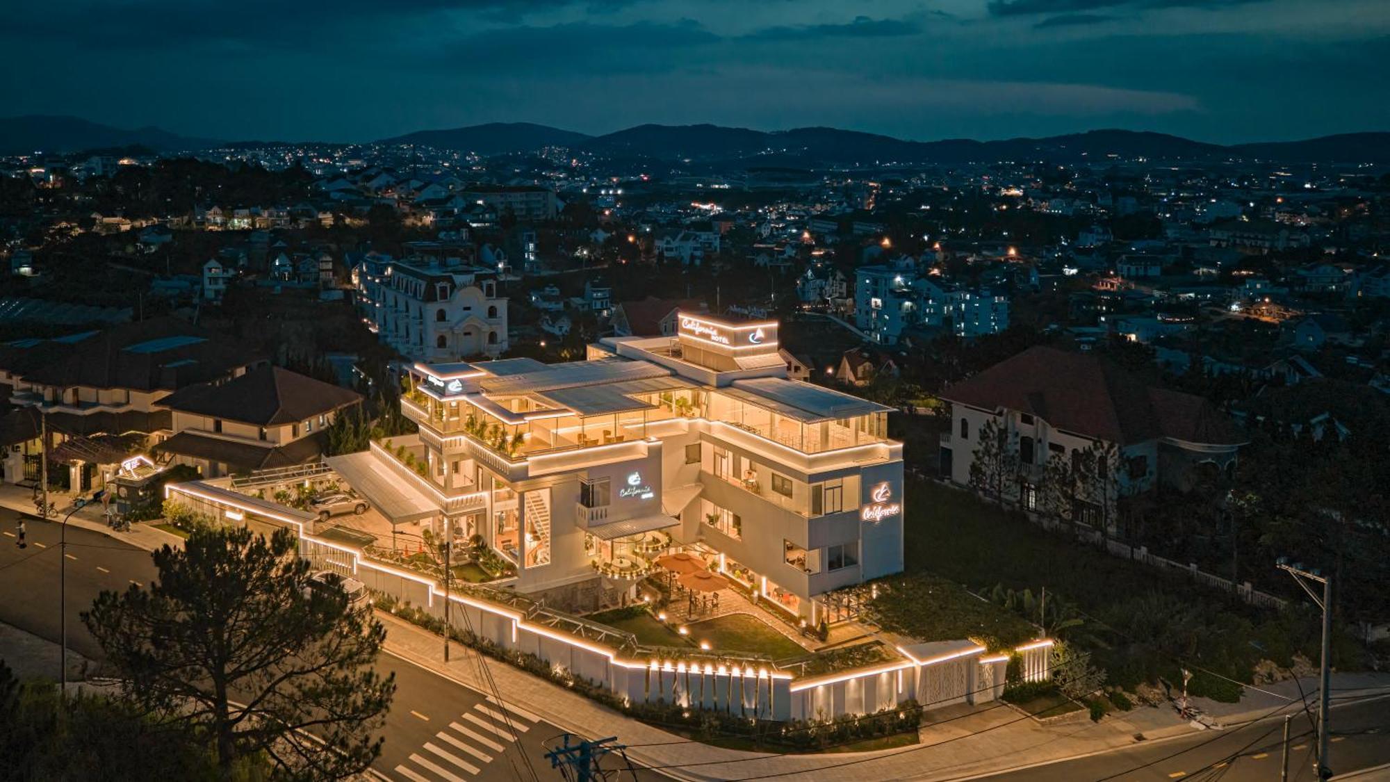 California Hotel Da Lat Exterior photo
